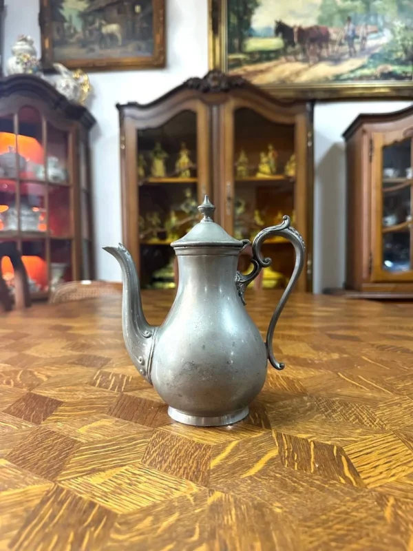 Олов'яний чайник (кофейник)