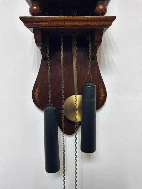 Механічний настінний годинник з боєм