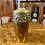 Латунна декоративна ваза