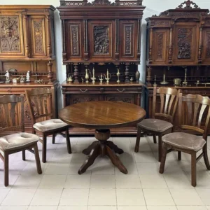 Дубовий обідній стіл