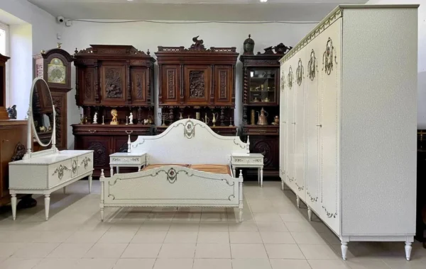 Ліжко з тумбами кракелюр