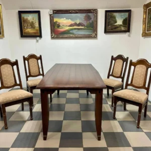 Обідній стіл з масиву дуба