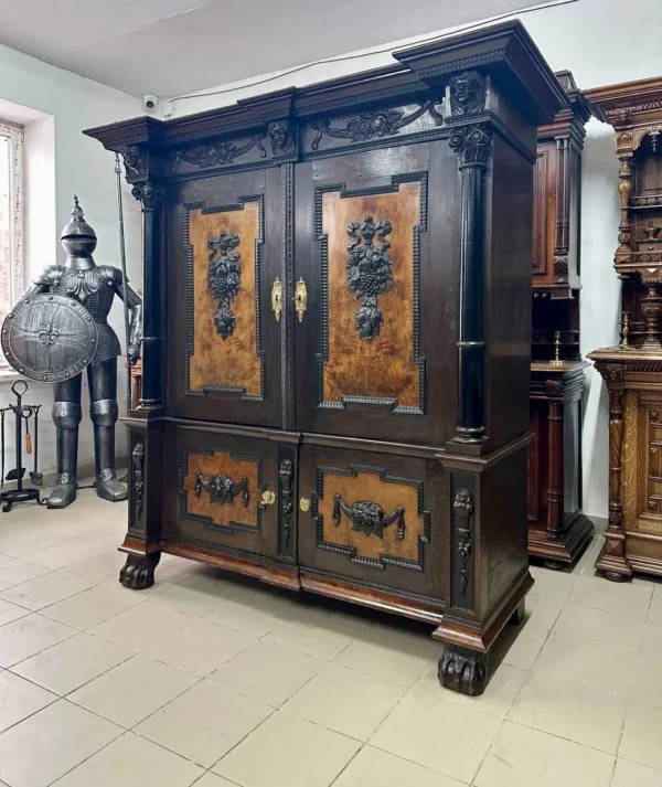 Буфет класичний