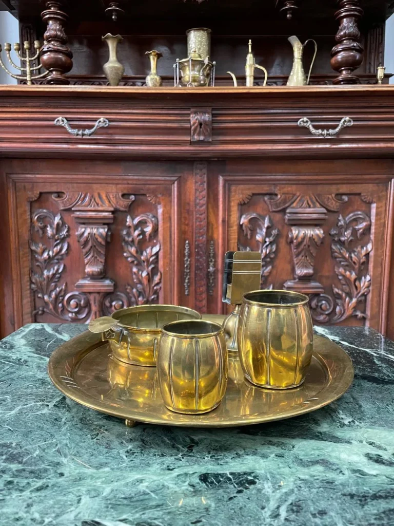 Латунний набір посуду