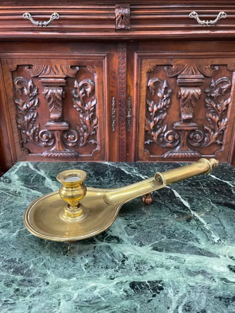 Латунний нічний