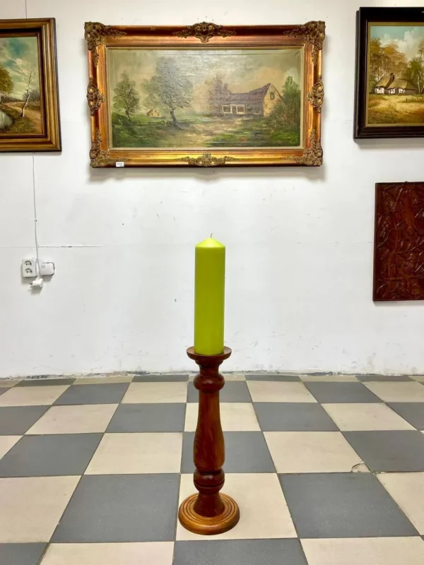 Дубовий підсвічник