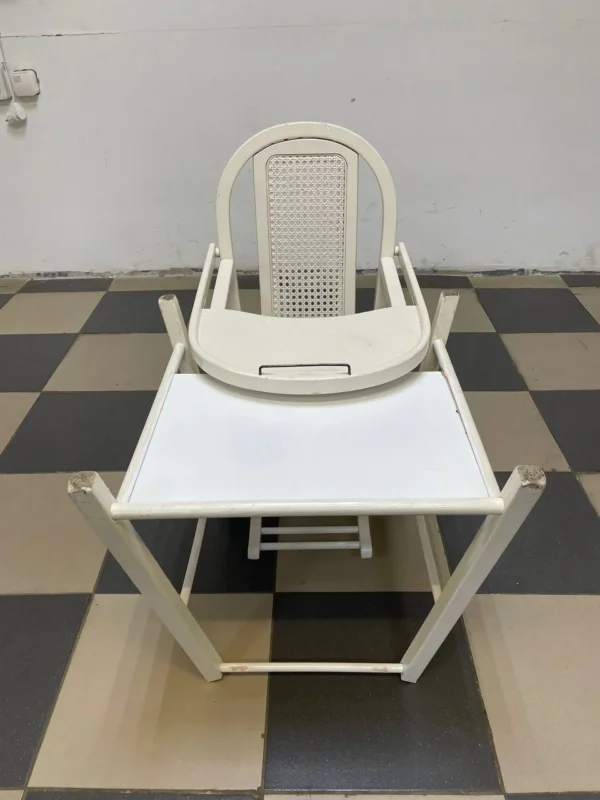 Стільчик для годування дитячий