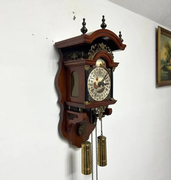 Настінний годинник Sallander