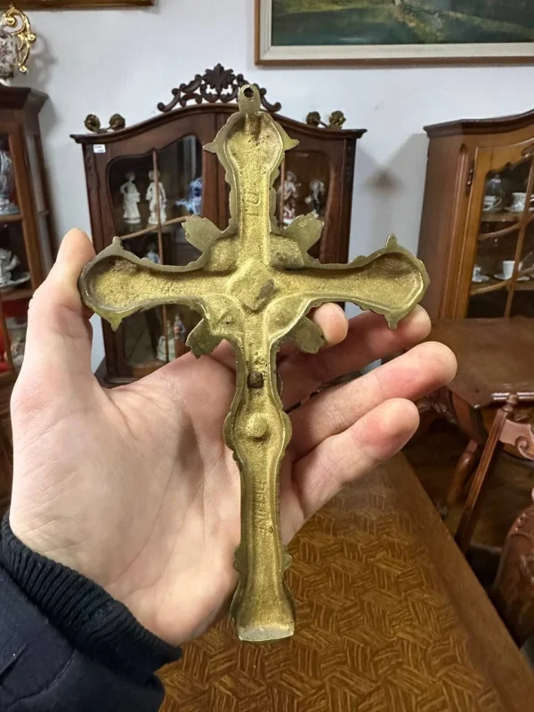 Вінтажний хрест-розп'яття