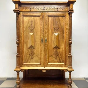 Антикварний голландський буфет-креденс