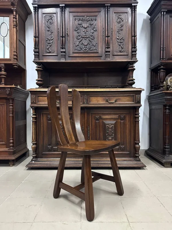 Комплект дубових стільців