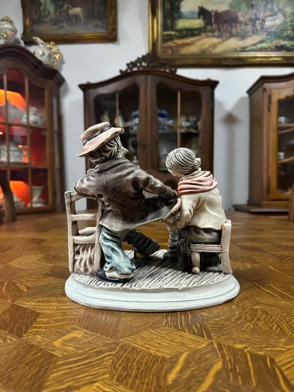 Статуетка