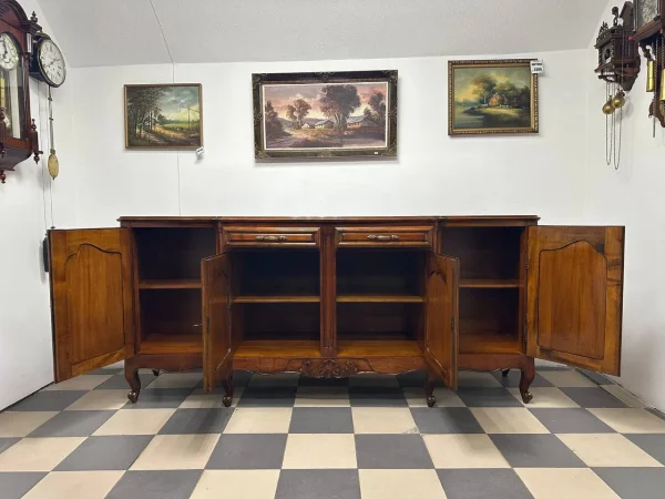 Буфет-комод у стилі прованс