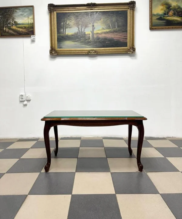 Журнальний стіл