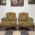 Крісло у стилі Людовика XV