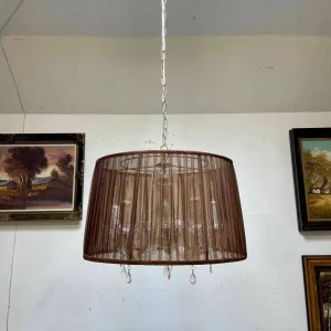 Підвісна люстра з гофрованим абажуром