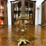 Вишуканий латунний свічник