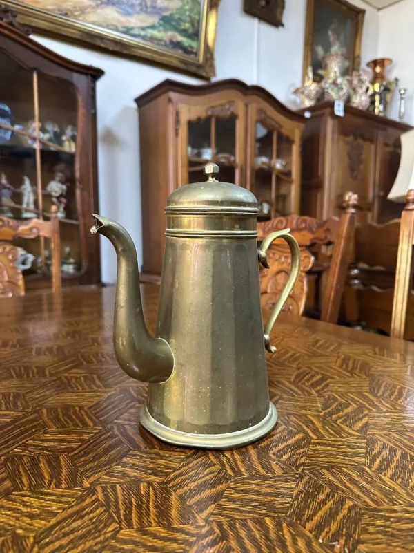 Витончений кавник з фільтром