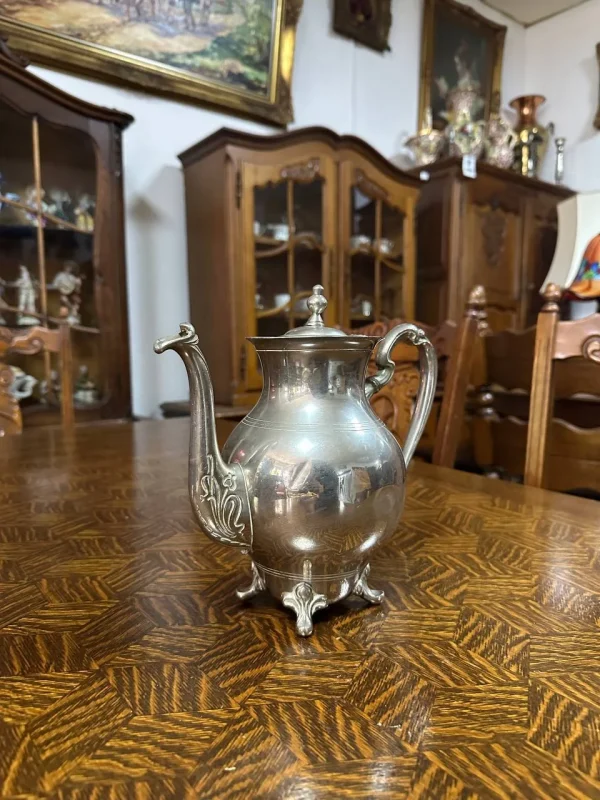 Металевий кавник