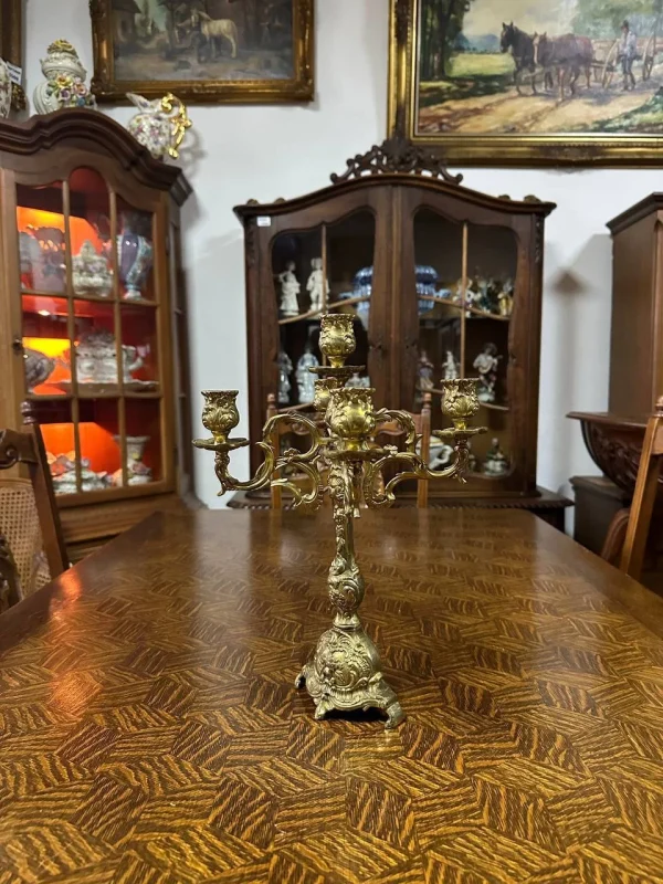 П'ятисвічковий канделябр