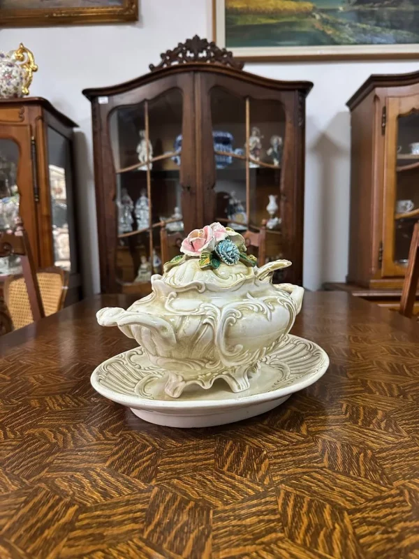 Супниця Capodimonte
